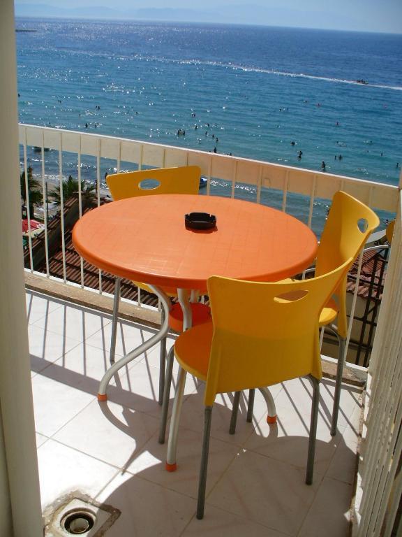 Kibar Apart Pansiyon Kuşadası Room photo